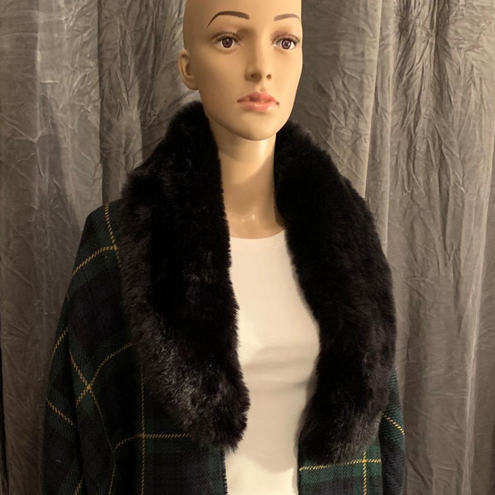 Ralph Lauren holiday fur collar Ruana (blackwatch)